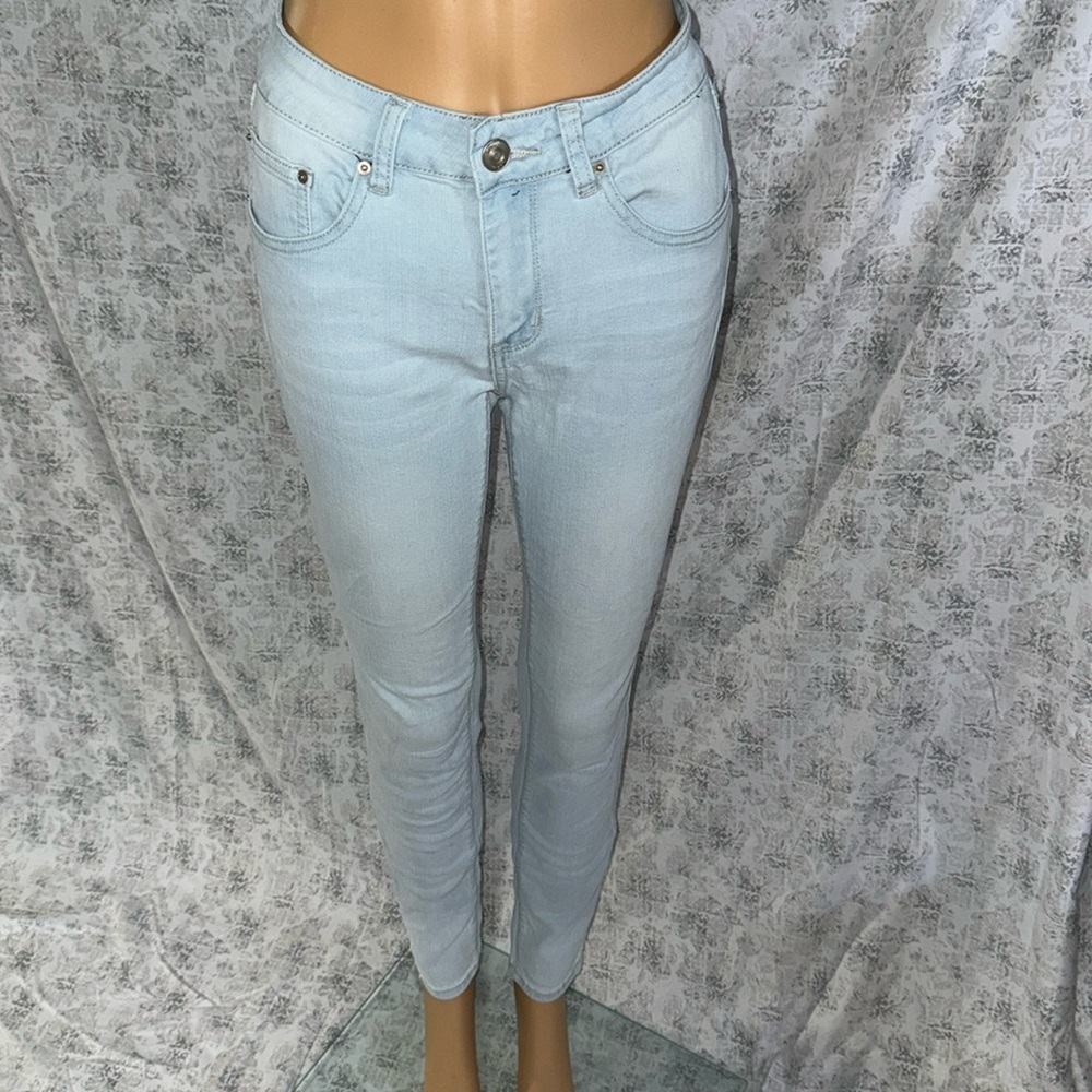 Rue21 Light Blue Skinny Mid-Rise Jeggings 8L